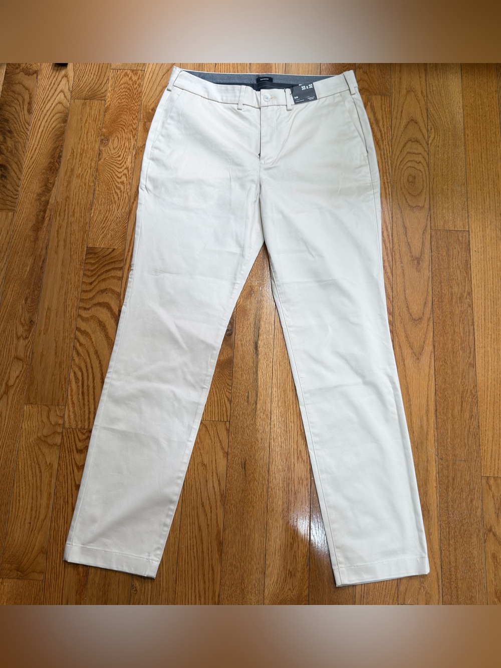 Express Mens Slim Chino Pants 33x32 Khaki Hyper Stretch NWT Waist 33 Inseam 32
